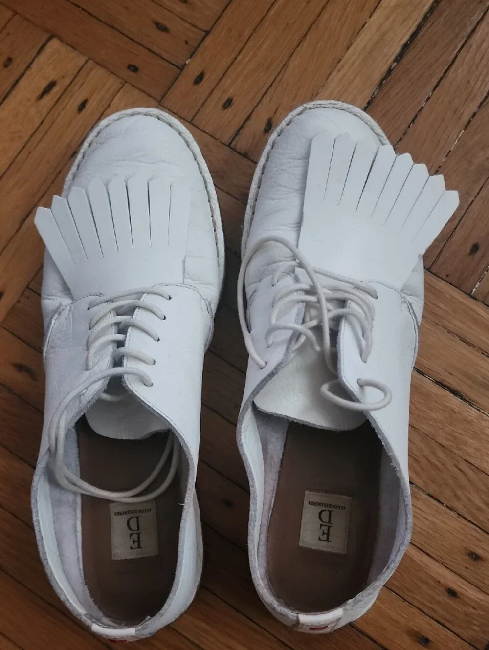 White Leather Lace-Up Kiltie Oxfords